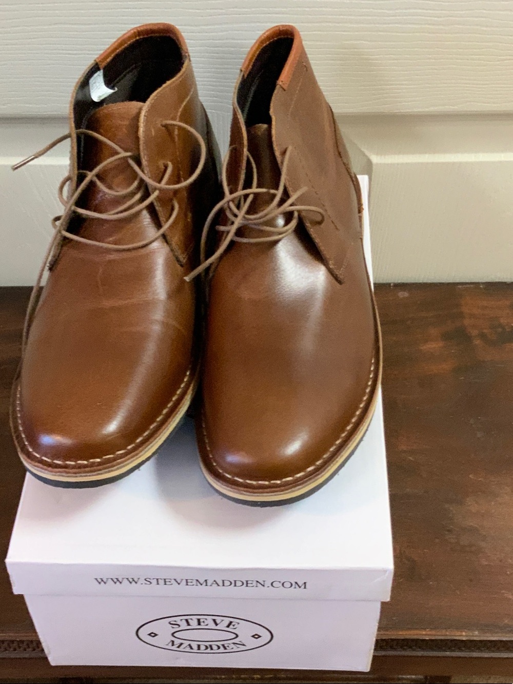 Steve Madden Tan Leather Chukka Boots. HARKEN COGNAC LEA